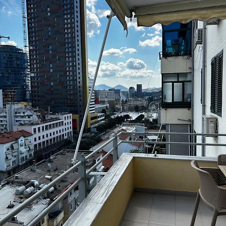 Center View Luxury Apartment Tiranë Ngoại thất bức ảnh